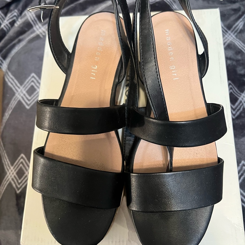 Madden Girl Black Strappy Sandals